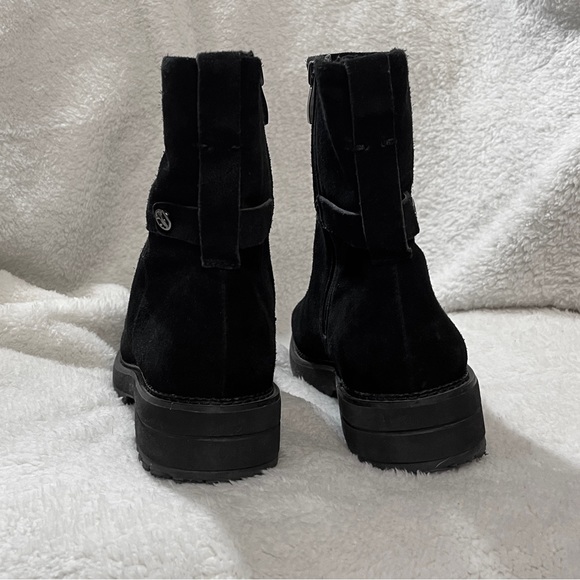 Suede Franco Sarto size 9 Women’s Booties. - Picture 2 of 5